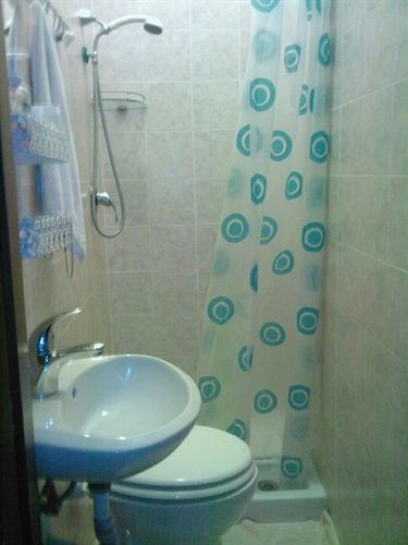Roma Prince Inn Accommodation מראה חיצוני תמונה